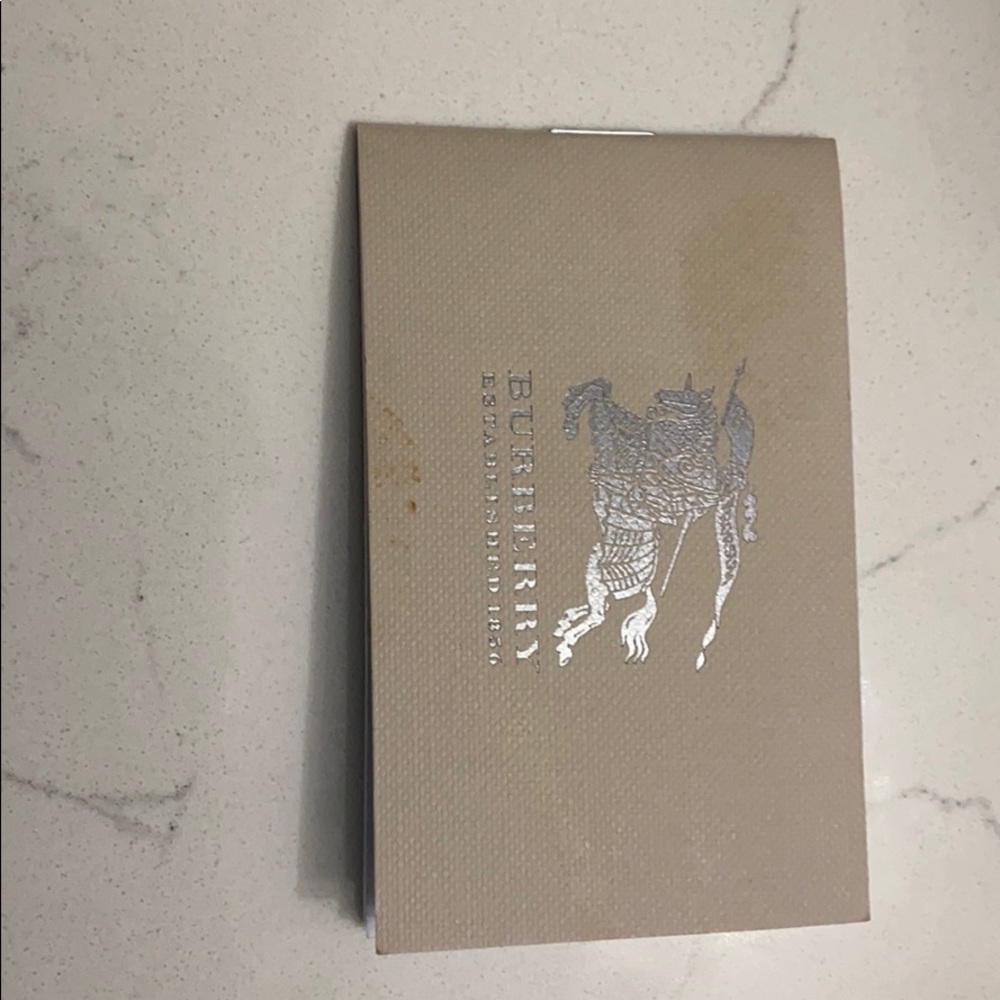 Burberry Sunglasses - Picture 4 of 4